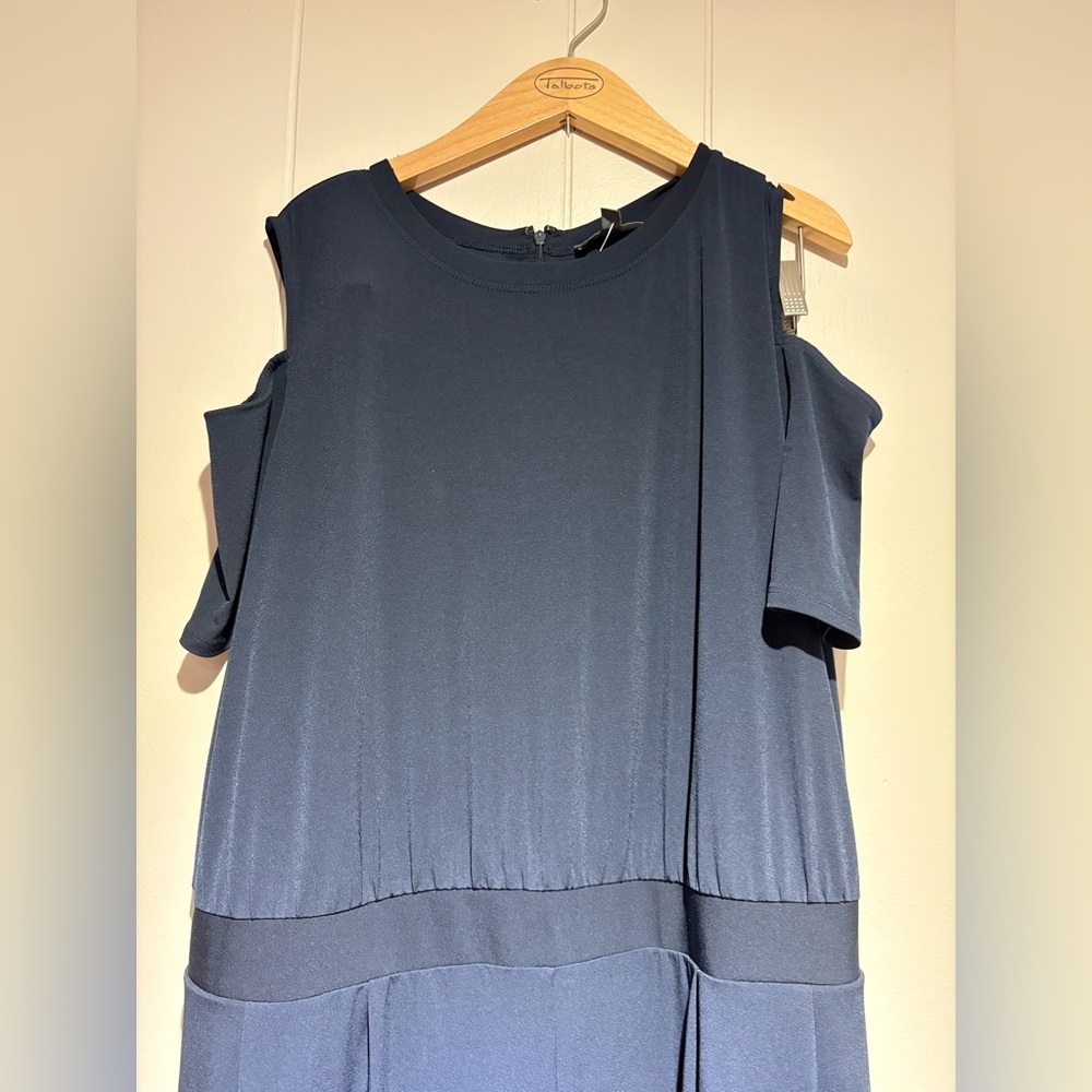 NWT Limited short sleeve cold shoulder wide leg romper 2X